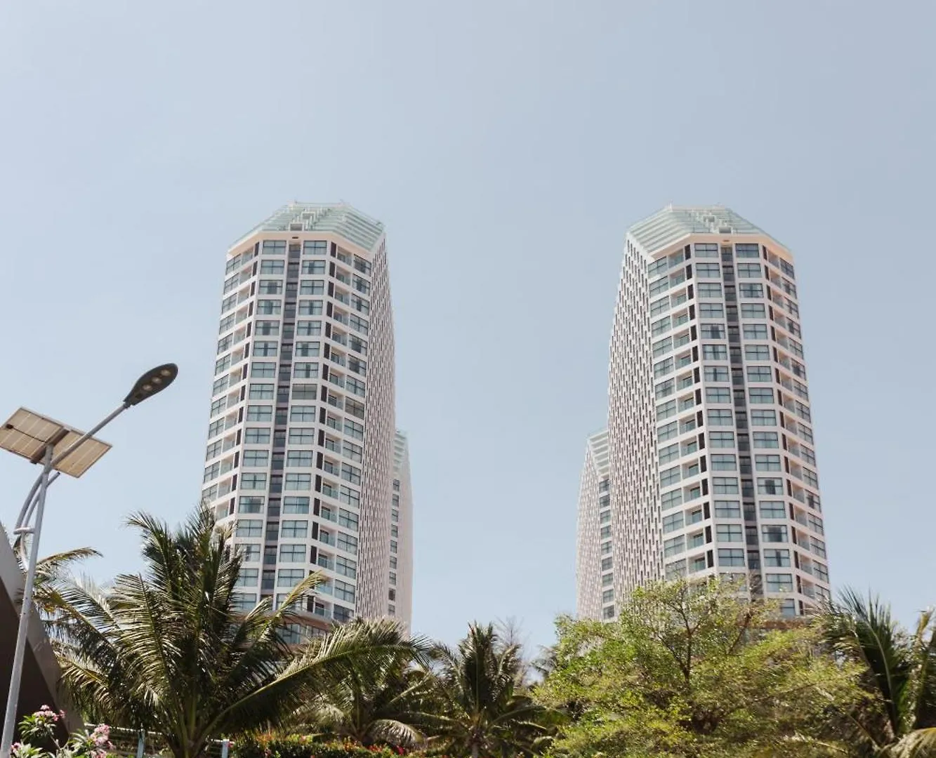 Apec Mandala Cham Bay Mui Ne - Ruby Apartment Phan Thiet 0*,  Vietnam